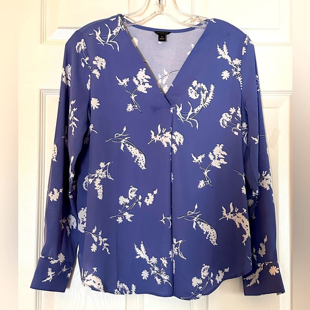 Ann Taylor Long Sleeves Floral Top